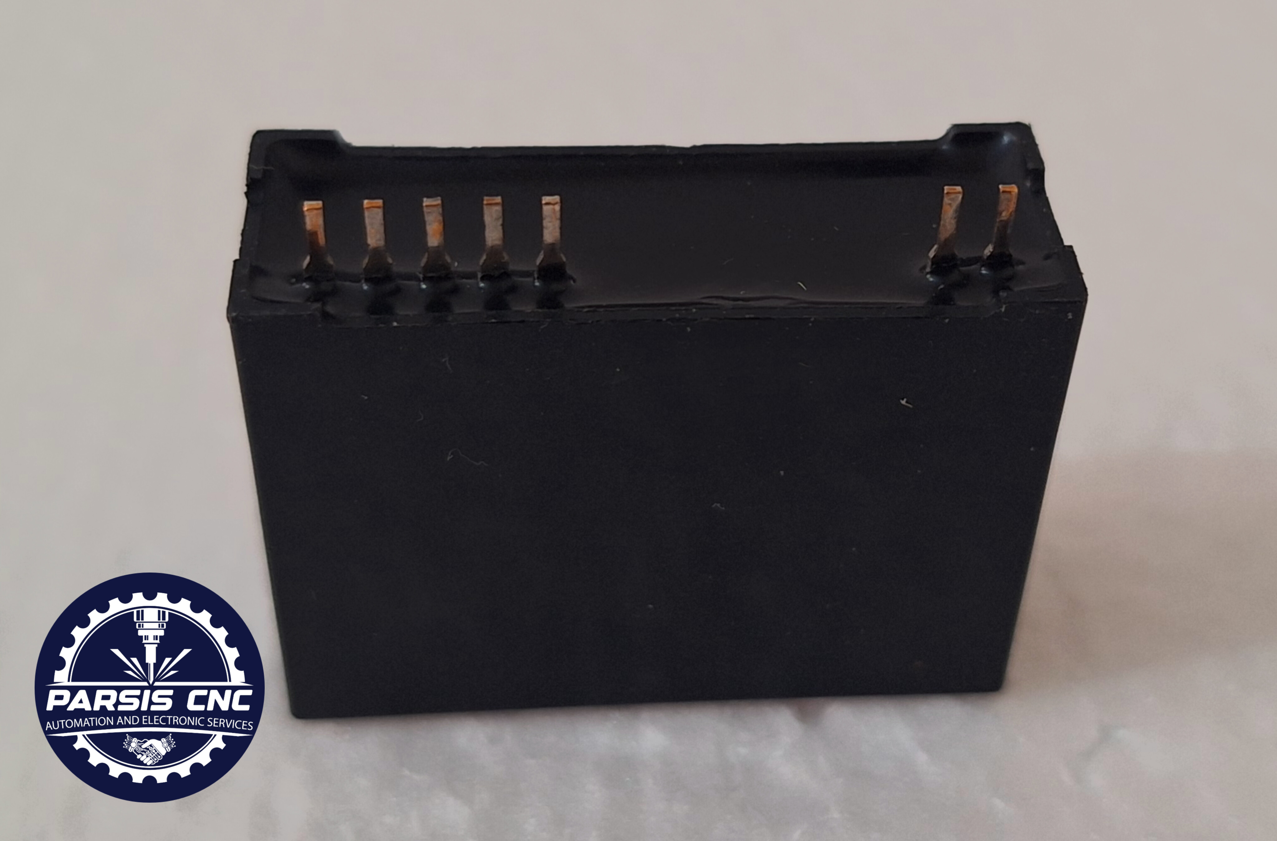 ایزولاتور Fanuc A76L-0300-0227 با عملکرد دقیق و ایمن در مدارهای کنترلی