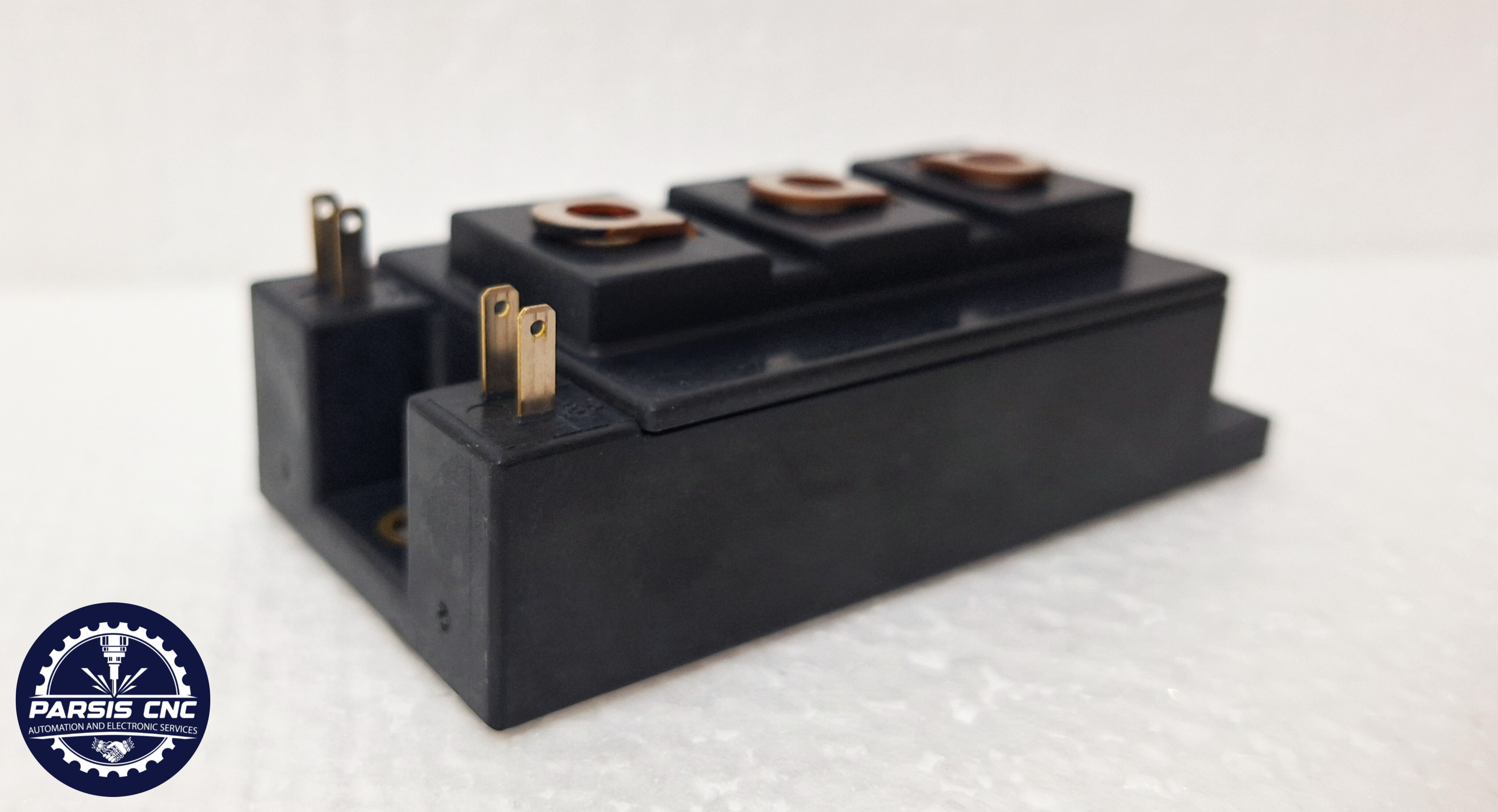 استفاده از ماژول IGBT 2MBI200U2B-060 در سیستم‌های کنترل توان، اینورتر و منابع تغذیه سوئیچینگ